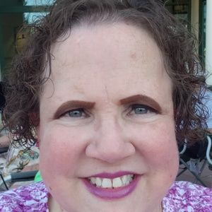 Meet your Posher, Trina